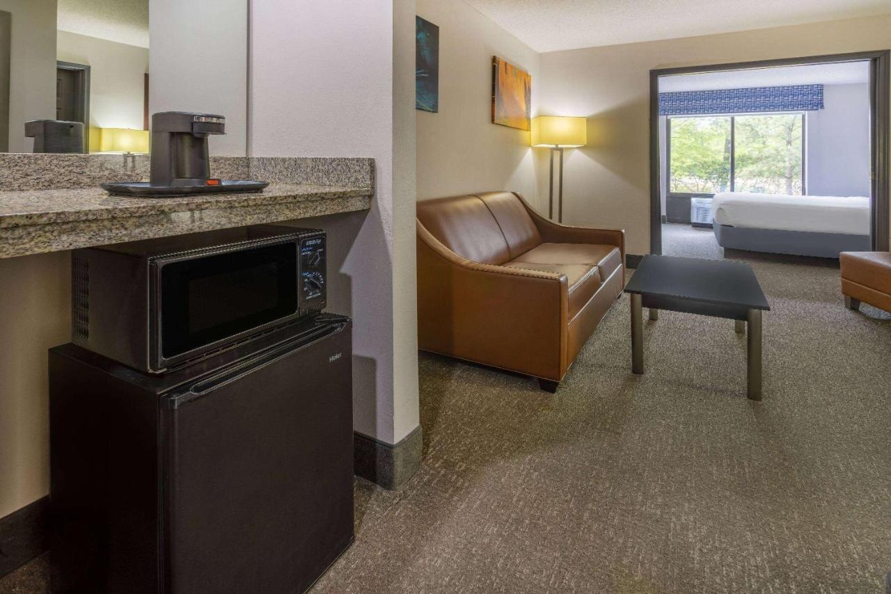Wingate By Wyndham Atlanta Galleria/ Ballpark Smyrna Exterior foto